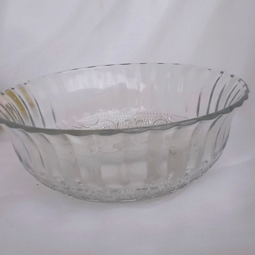 Vtg Etched Glass Bowl - Picture 4 of 5